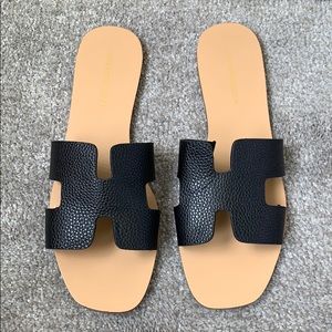 Women’s Leather Slide Sandals